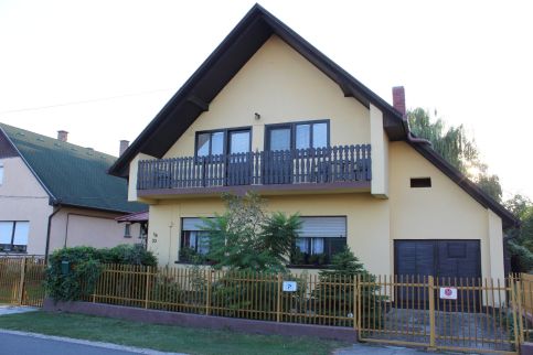 Muskátli Apartman12