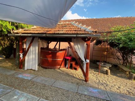 Árpád Vendégház80