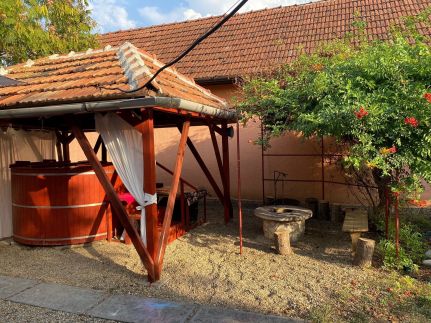 Árpád Vendégház77