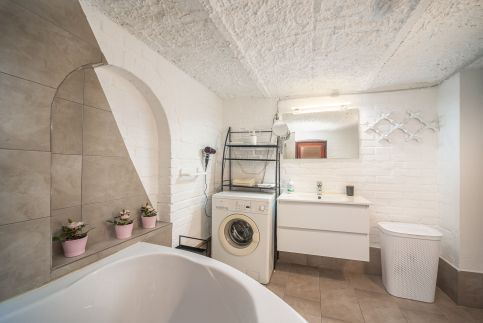 Ádám Apartman85