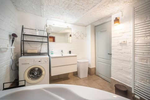 Ádám Apartman86