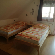 Reni Apartman