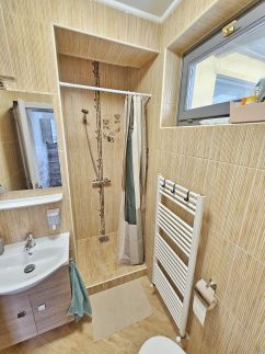 Illaberek Apartmanok12