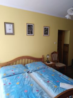 Szilfák Apartman11