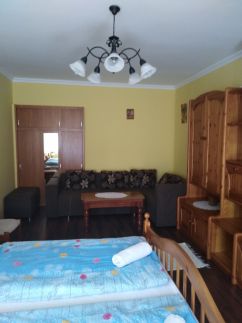 Szilfák Apartman12