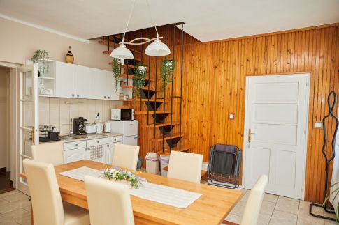 Tompos Vendégház és Pince