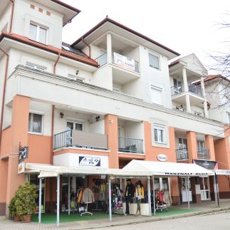 Steven Apartman7