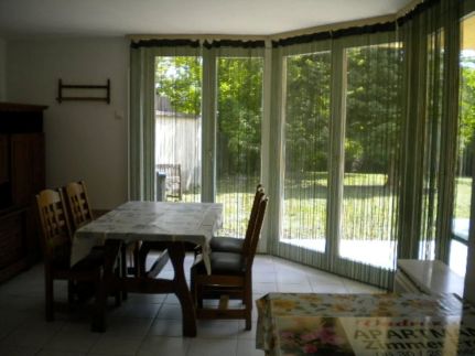 Vadrózsa Apartmanház11