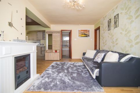 Őskarszt Apartman2