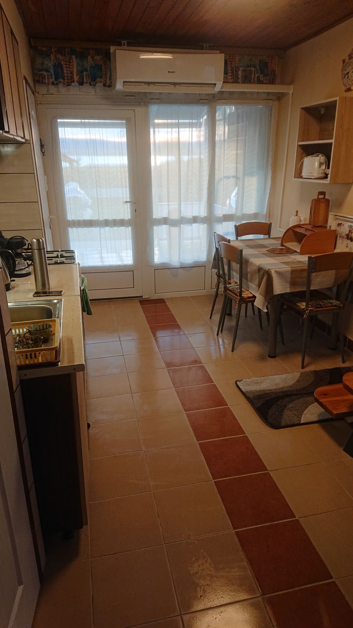 Parti Sétány Apartman – Balatonfűzfő fotó 14
