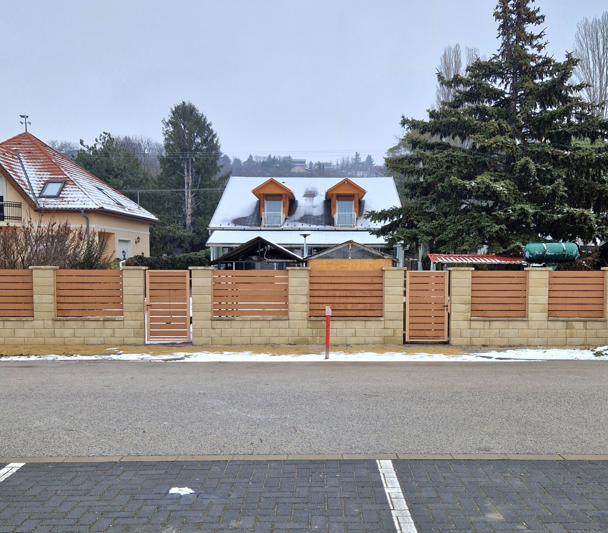 Parti Sétány Apartman – Balatonfűzfő fotó 23