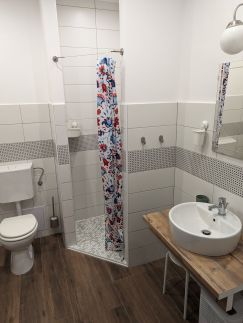 Várfal Apartman2