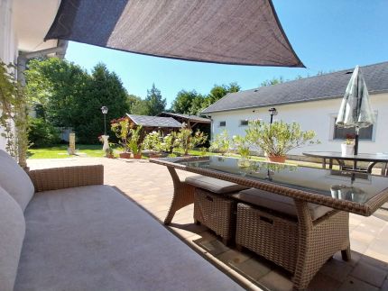 Akácos Apartmanház1