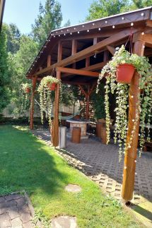 Akácos Apartmanház