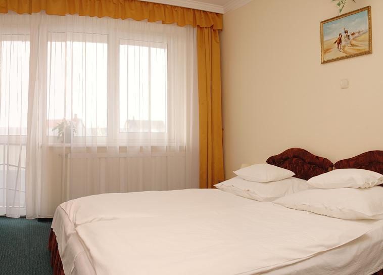Kincsem Wellness Hotel Kisbér – Kisbér fotó 1