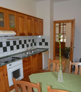 Életfa Apartmanház25