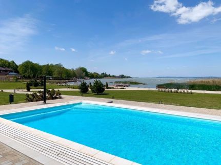 Panorama Part Apartman9