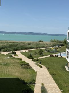 Panorama Part Apartman35