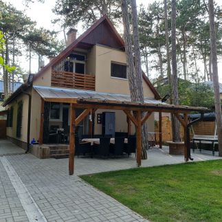 Glória Apartmanház