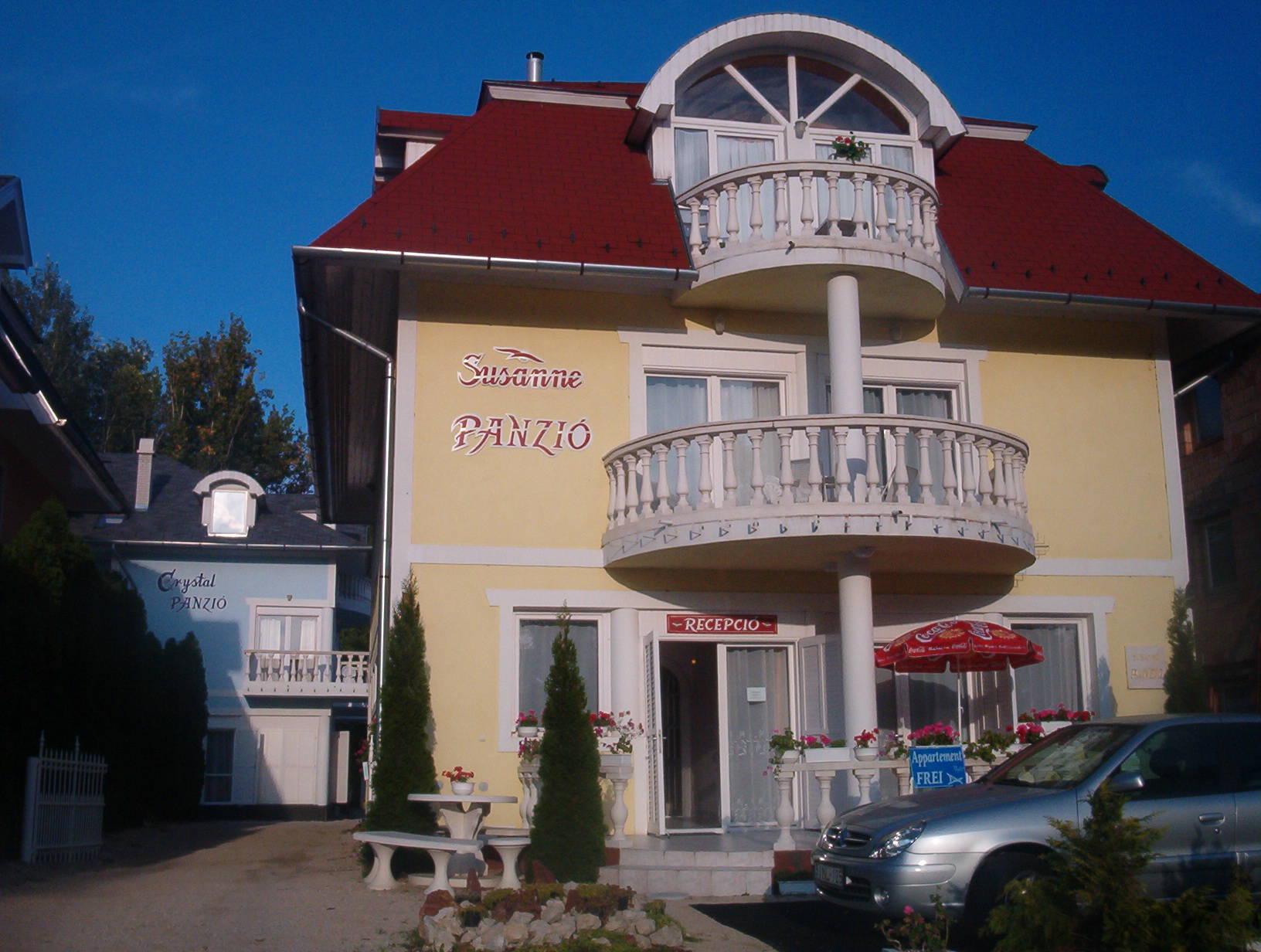 Crystal és Susanne Panzió – Siófok fotó 3