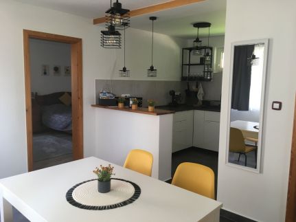 Kató Apartman12