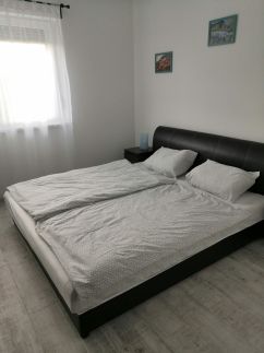 Corner House Apartman9