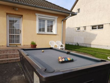 Billiard Apartment1