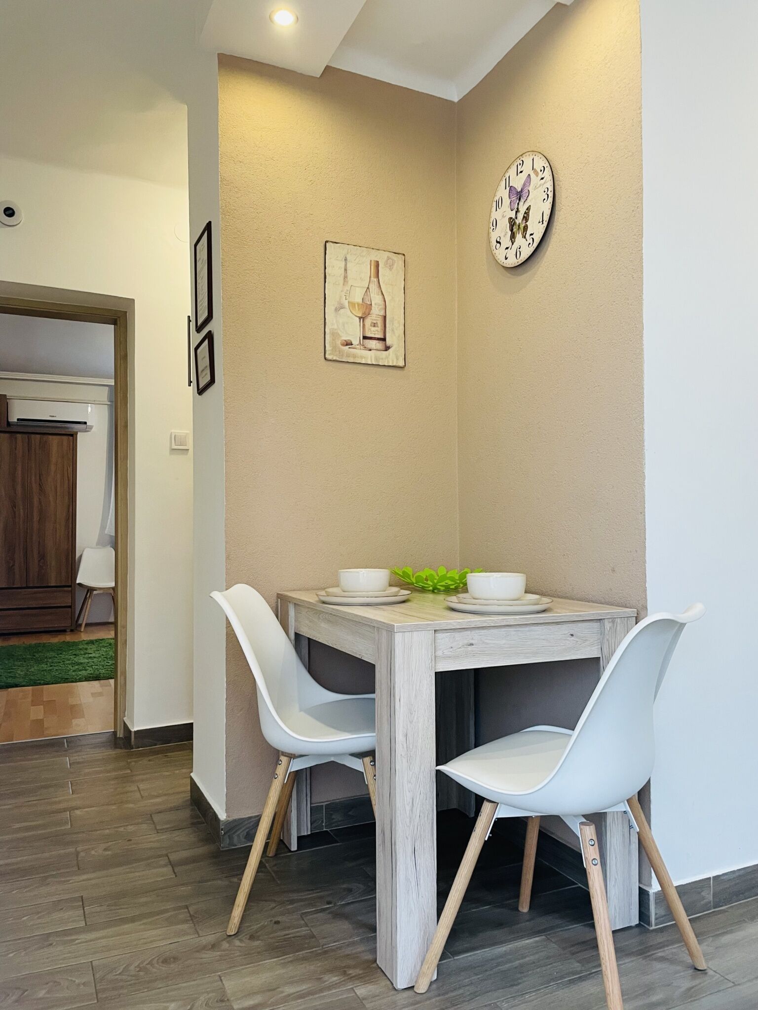 Weninger Stúdió Apartman – Kiskunhalas fotó 6