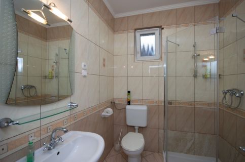 Amália Apartman37