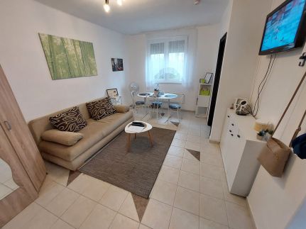 Zseki Apartman72