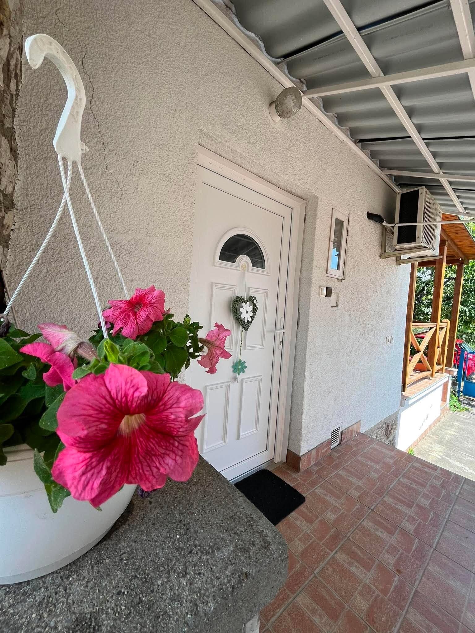 Gyöngyvirág Apartman – Mezőkövesd fotó 5