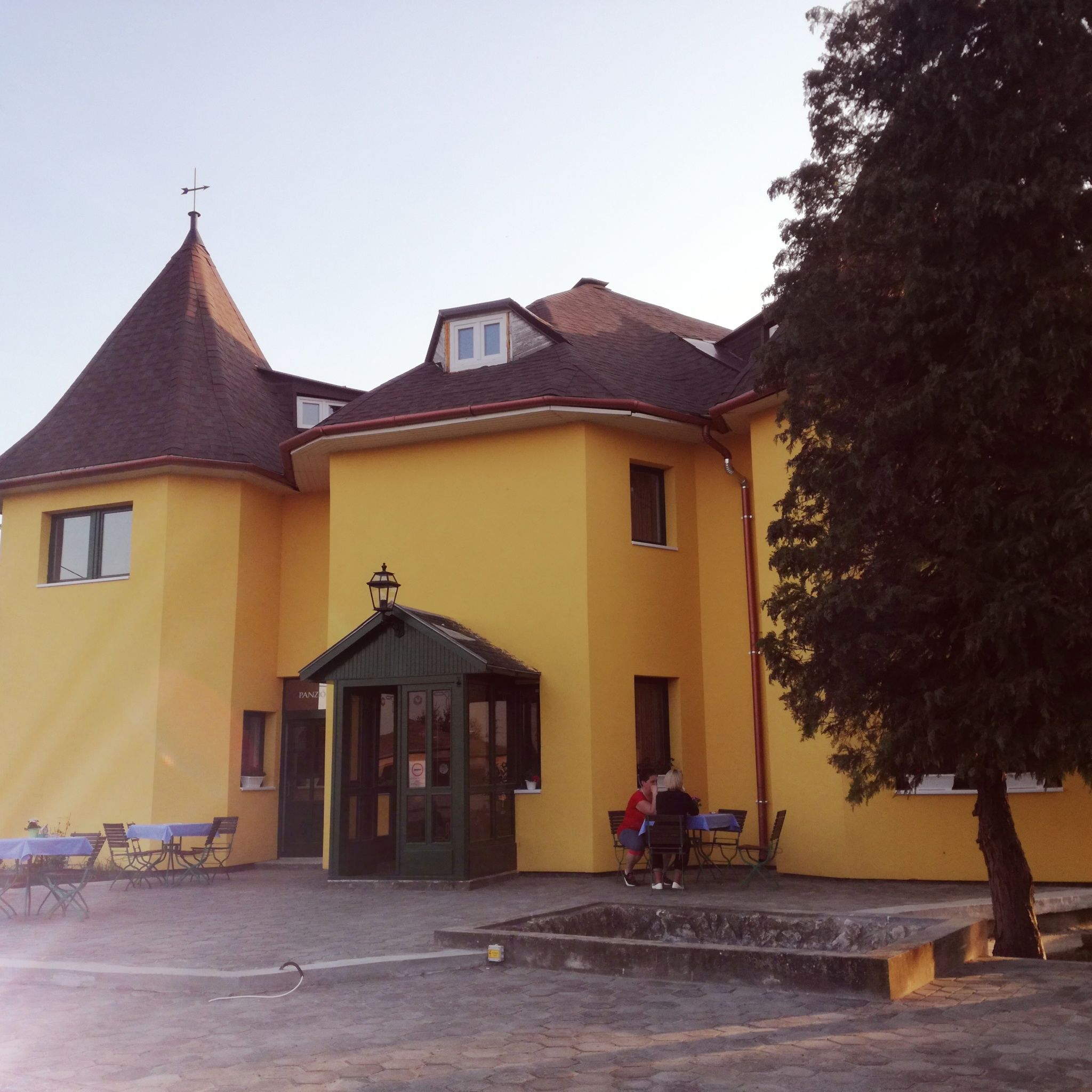 Szélkakas Panzió Étterem – Letenye