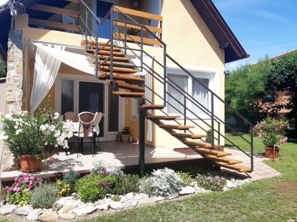 Cs&M Vendégház