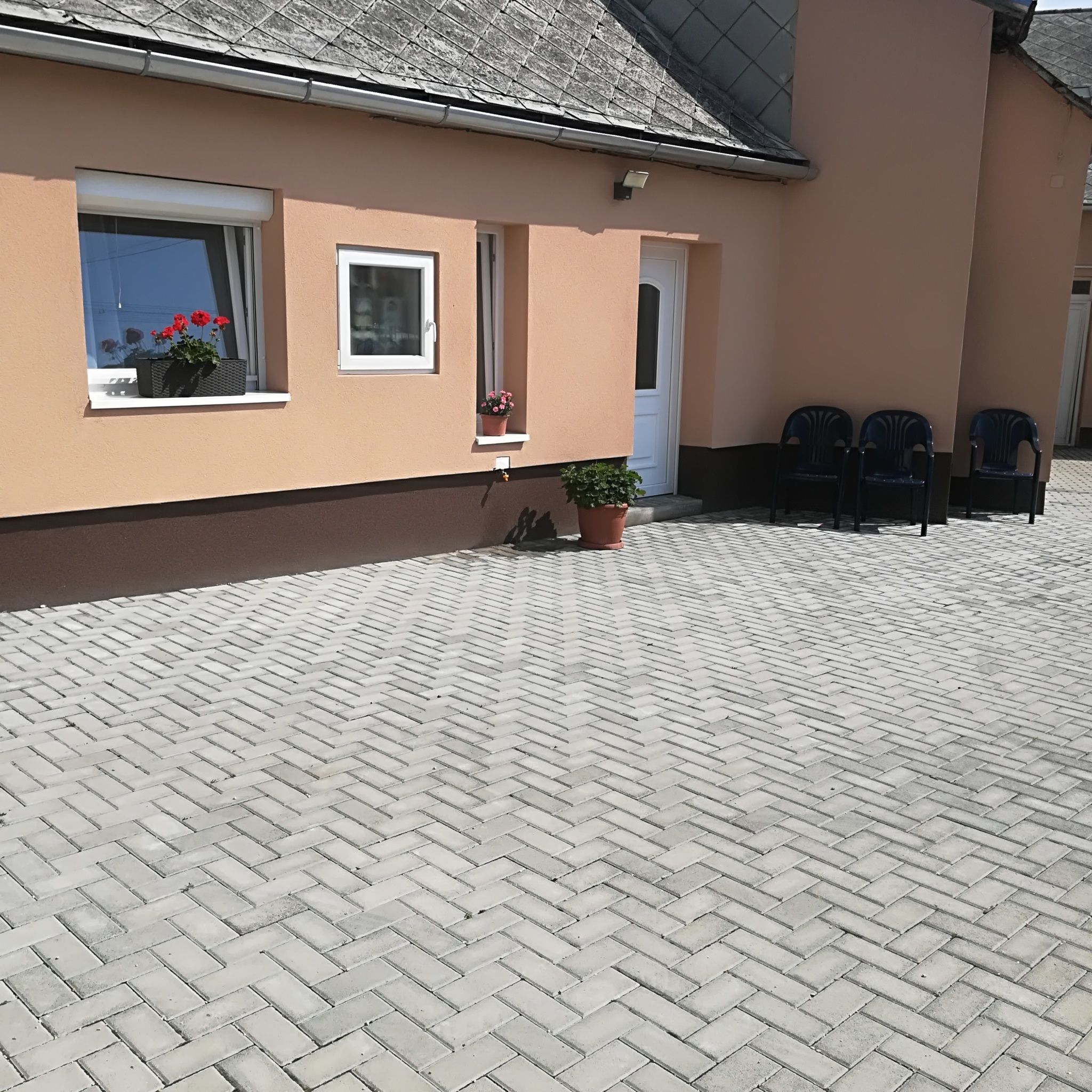 Belvárosi Apartmanház – Zirc fotó 2