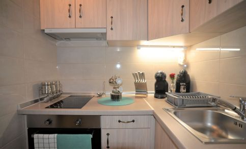 Suzy Apartman30