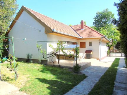 Som 111 Üdülőház