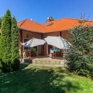 Boglár 8 Apartman