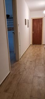 Luci Apartman25