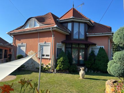 Táncsics Apartman