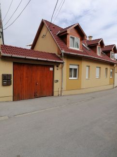 Zita Apartman1