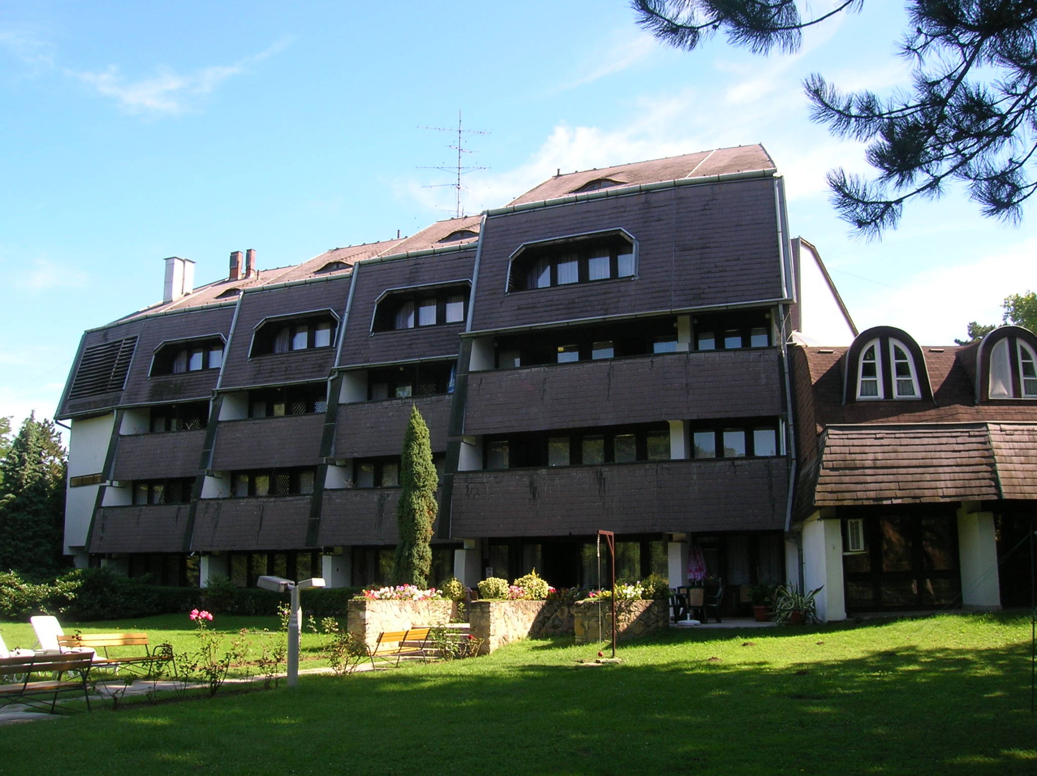 Jogar Hotel Balatonföldvár – Balatonföldvár