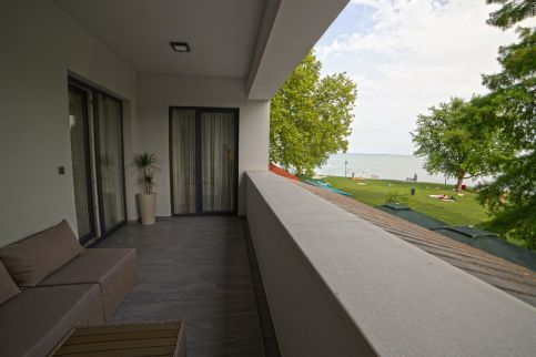 Villa Mangó Apartman2