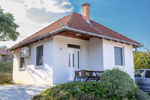 67-es Panzió és Vendéglő2