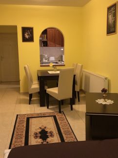 Emy Apartman21