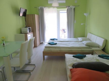 Édenkert Apartmanház1