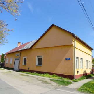 Móricz Apartmanház2