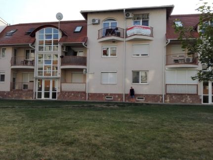 Szofi Apartmanok