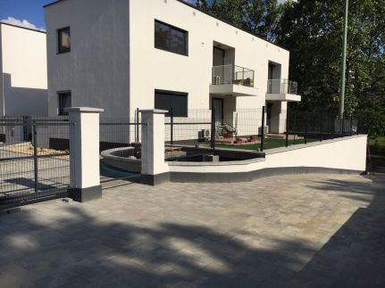 City Gardens Apartmanok