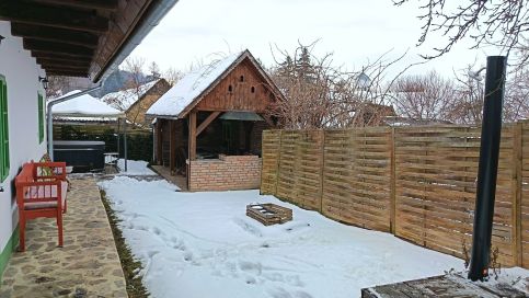 Padláskincsek Vendégház48