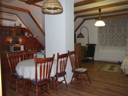 Nádfedeles Felső Apartman12